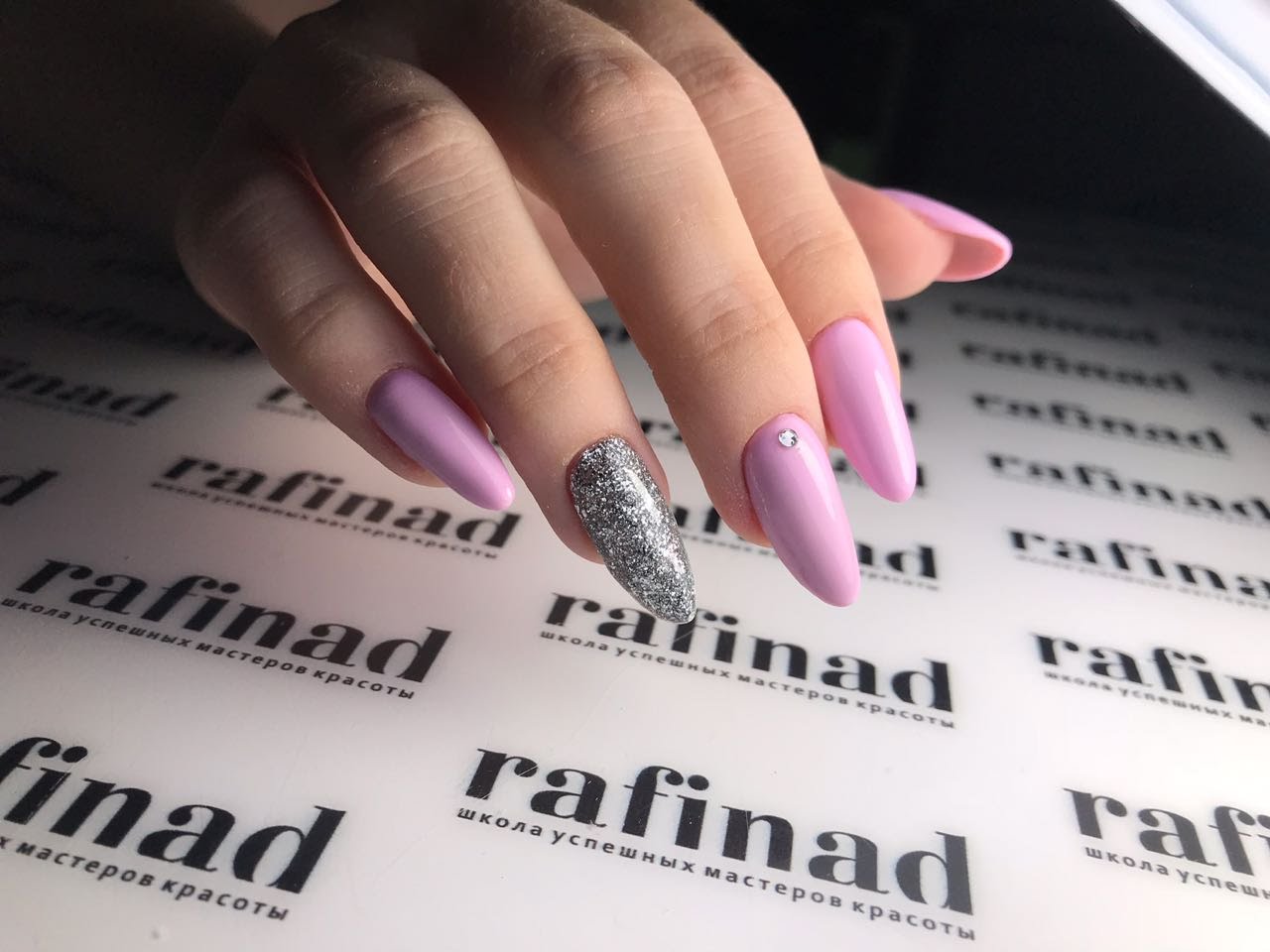 Lilac & silver nails by Daria